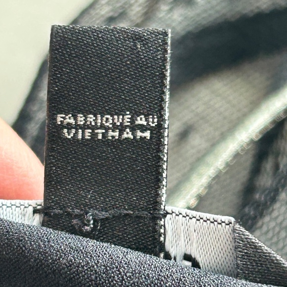 Black Mesh Sleeveless Peplum Top Zip Back Witchy Goth Sz8 - Picture 8 of 10